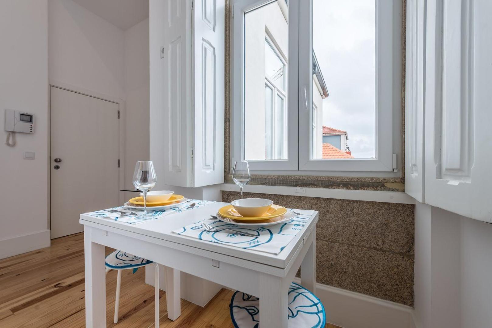Guestready - Quaint Comfort Near Clerigos Tower Porto Eksteriør billede